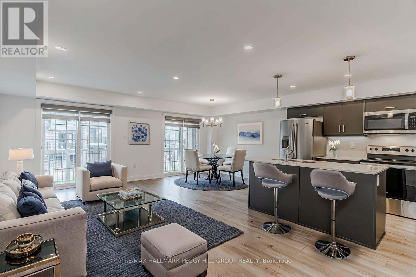 5 - 23 HAY LANE — Barrie, Ontario - Photo 2 of 13