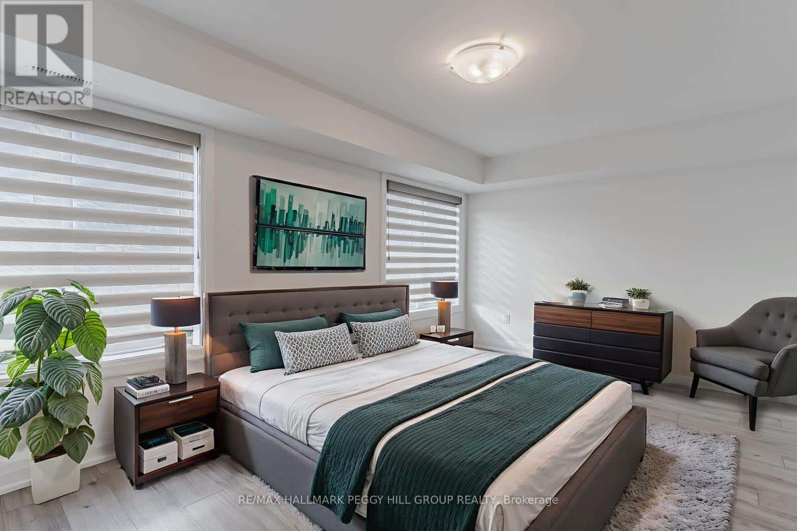 5 - 23 HAY LANE — Barrie, Ontario - Photo 4 of 13