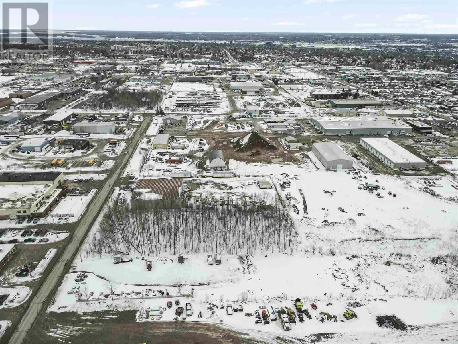 195 Industrial Park CRES — Sault Ste. Marie, Ontario - Photo 4 of 12