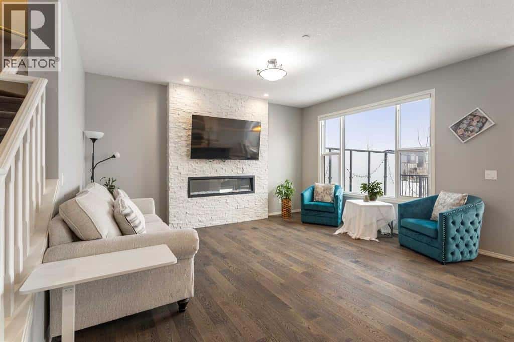 1464 Livingston Way NE — Calgary, Alberta - Photo 3 of 47