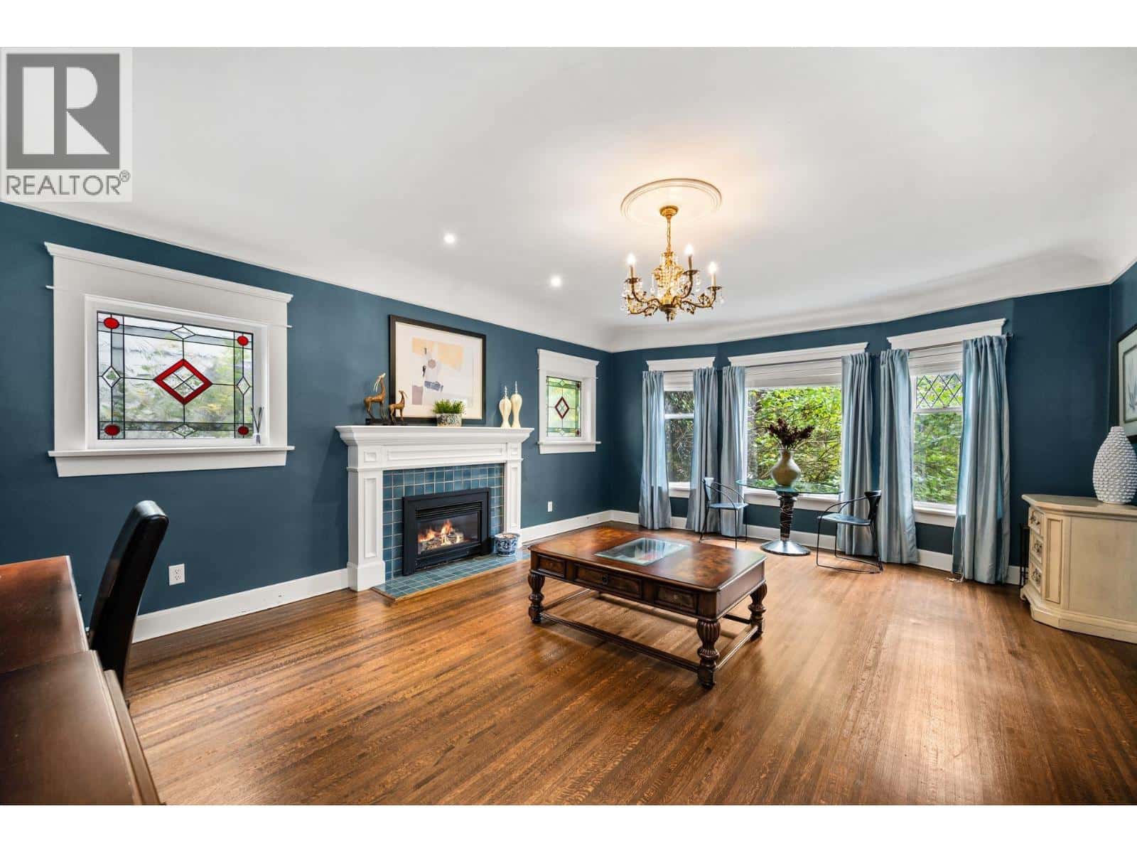 6050 ATHLONE STREET — Vancouver, British Columbia - Photo 3 of 32