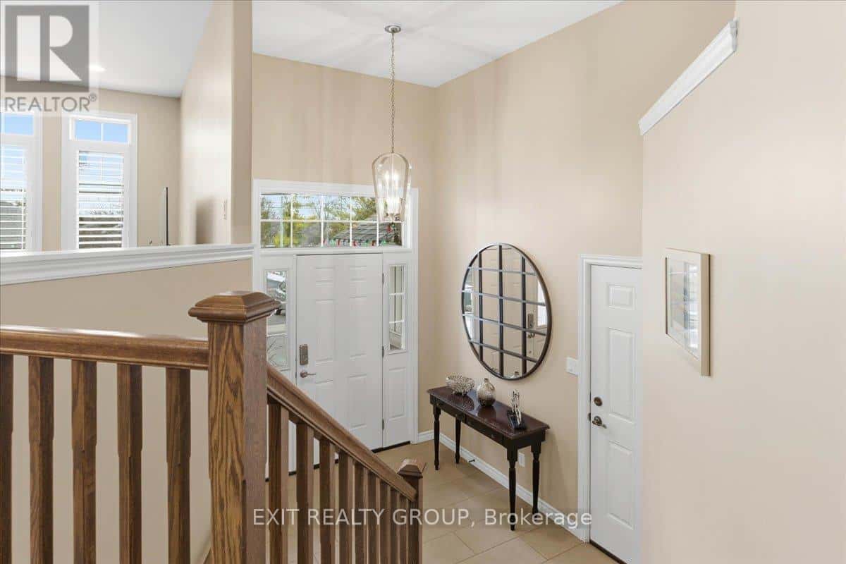 326 CANNIFTON ROAD N — Belleville (Thurlow Ward), Ontario - Photo 4 of 42