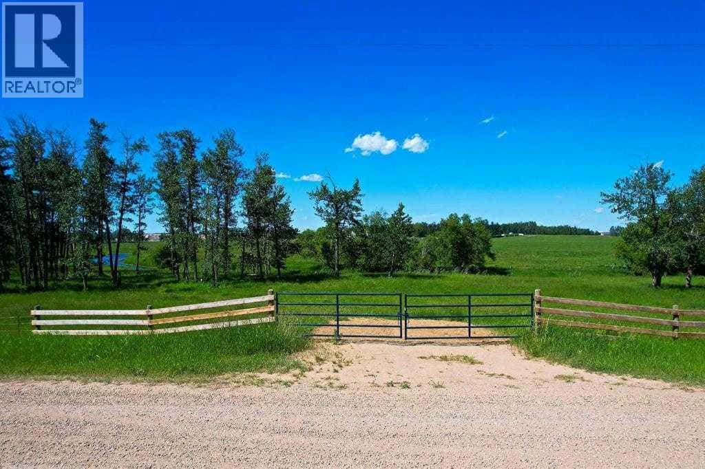 2900 Highway 2A — Rural Ponoka County, Alberta - Photo 3 of 28
