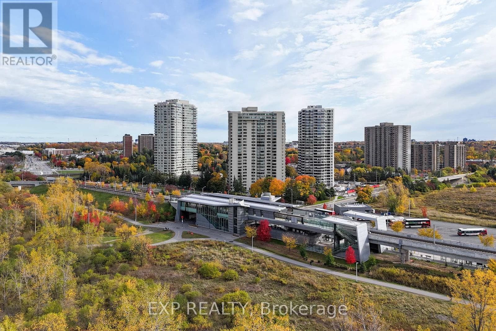 2305 - 1500 RIVERSIDE DRIVE — Ottawa, Ontario - Main photo