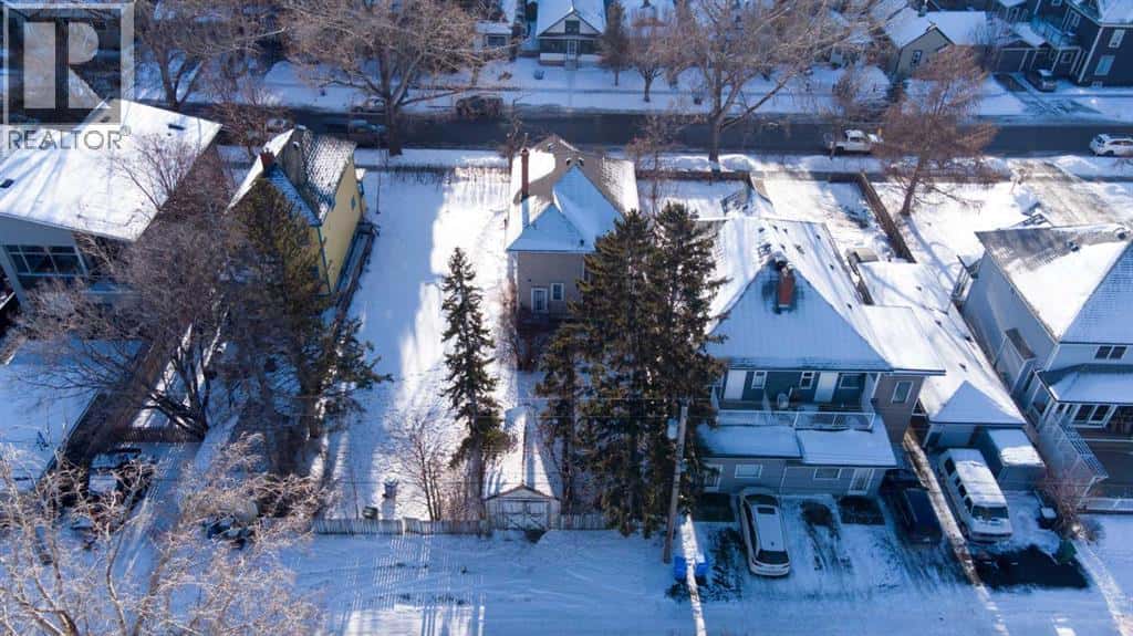 1016 8 Avenue SE — Calgary, Alberta - Photo 5 of 9