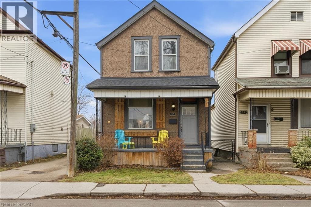 17 MINTO Avenue — Hamilton, Ontario - Main photo