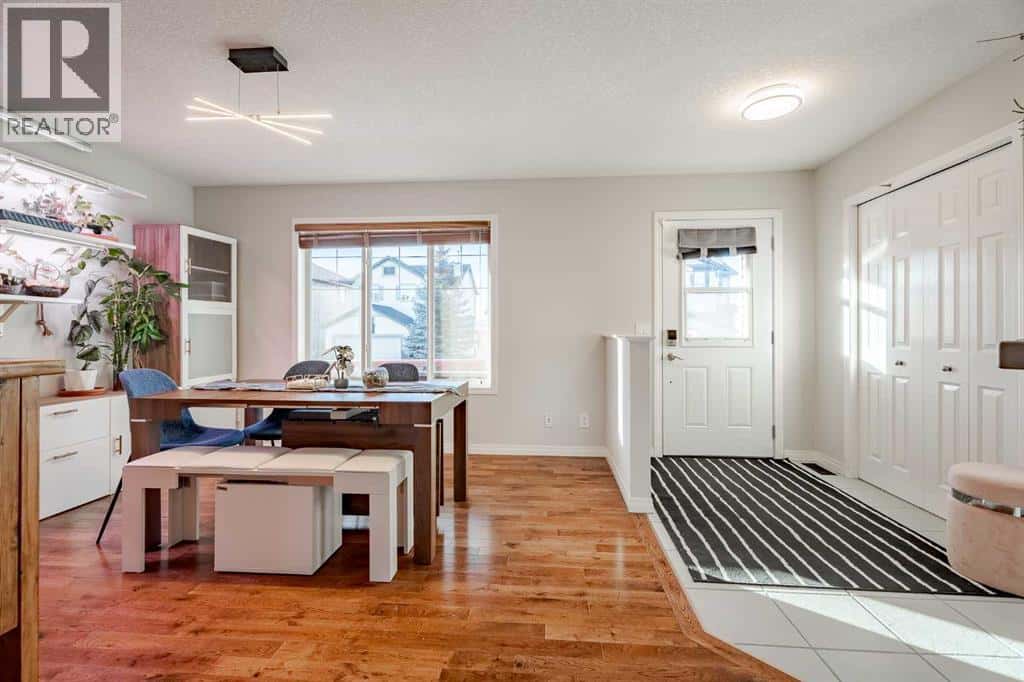 42 Bridlecrest Gardens SW — Calgary, Alberta - Photo 2 of 22