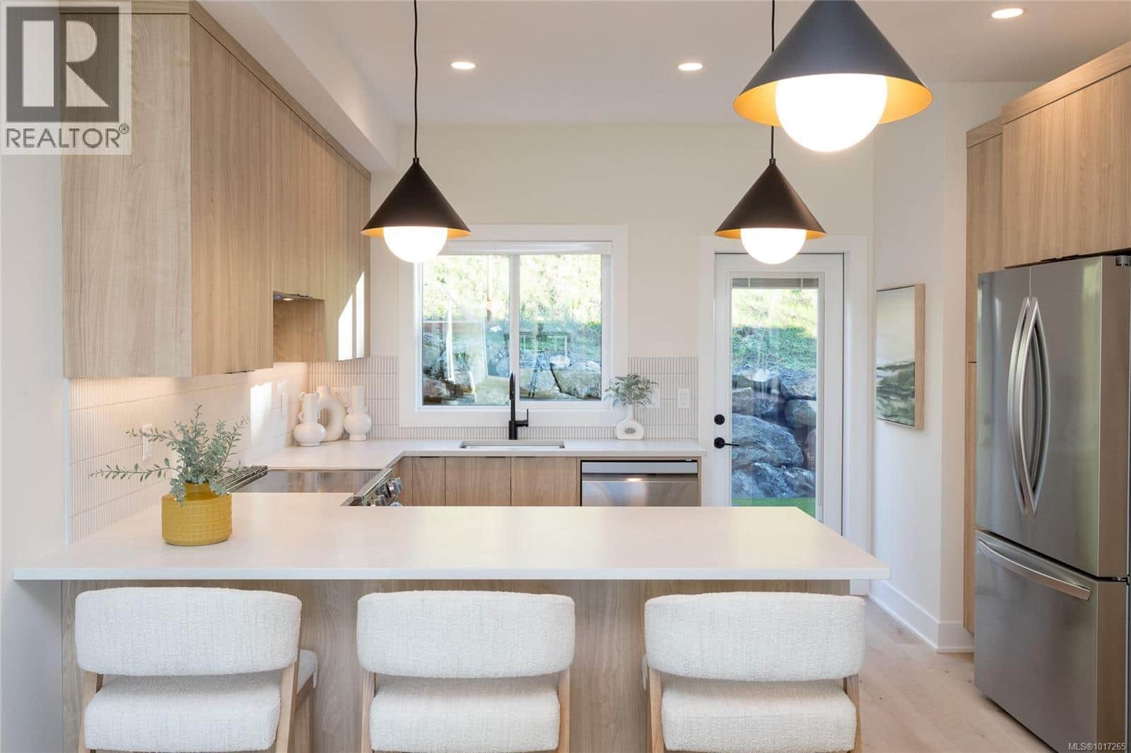 1437 Dolomite Ridge - Photo 4 of 37, Langford, British Columbia