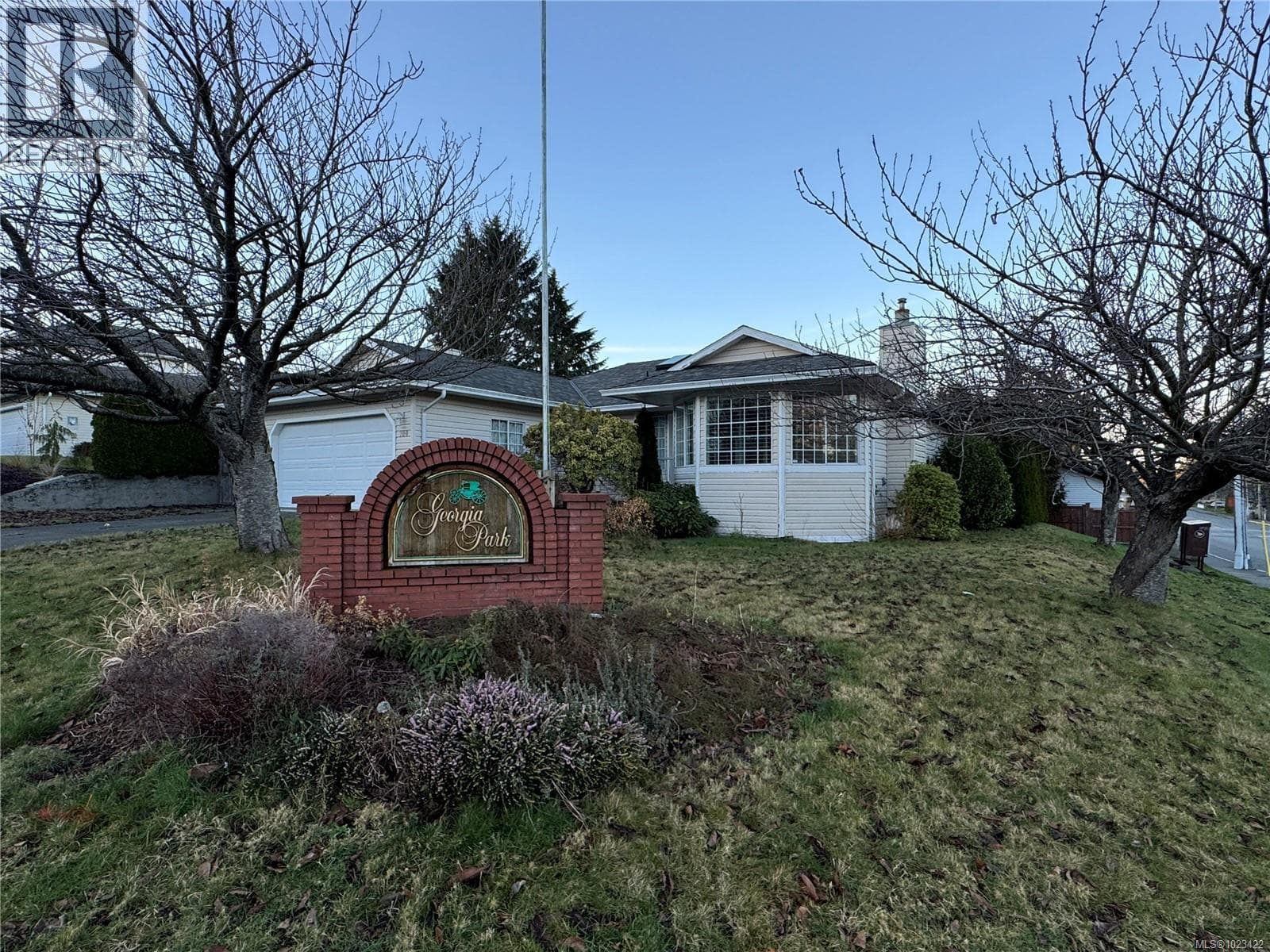 700 Georgia Dr - Main photo, Campbell River, British Columbia