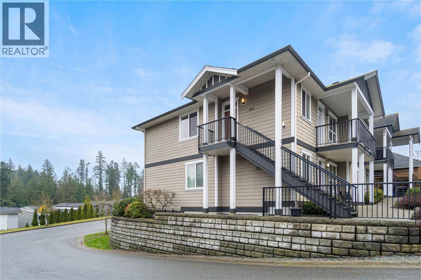 2 512 Jim Cram Dr - Photo 2 of 30, Ladysmith, British Columbia