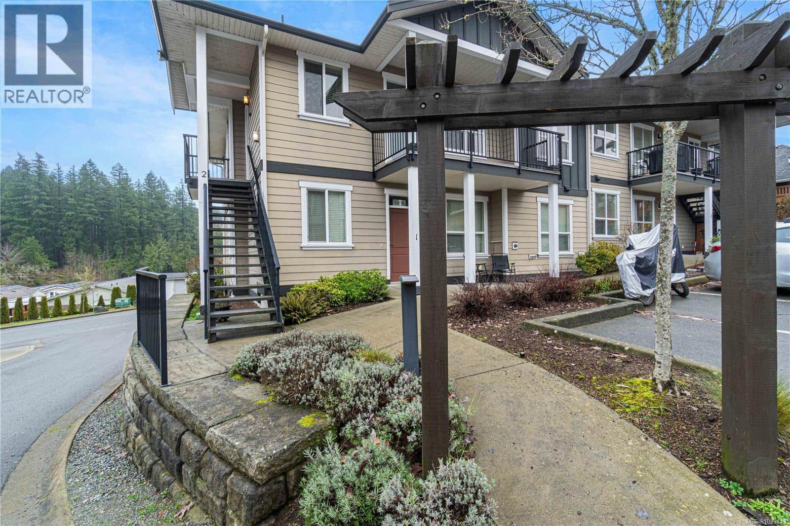 2 512 Jim Cram Dr - Photo 3 of 30, Ladysmith, British Columbia