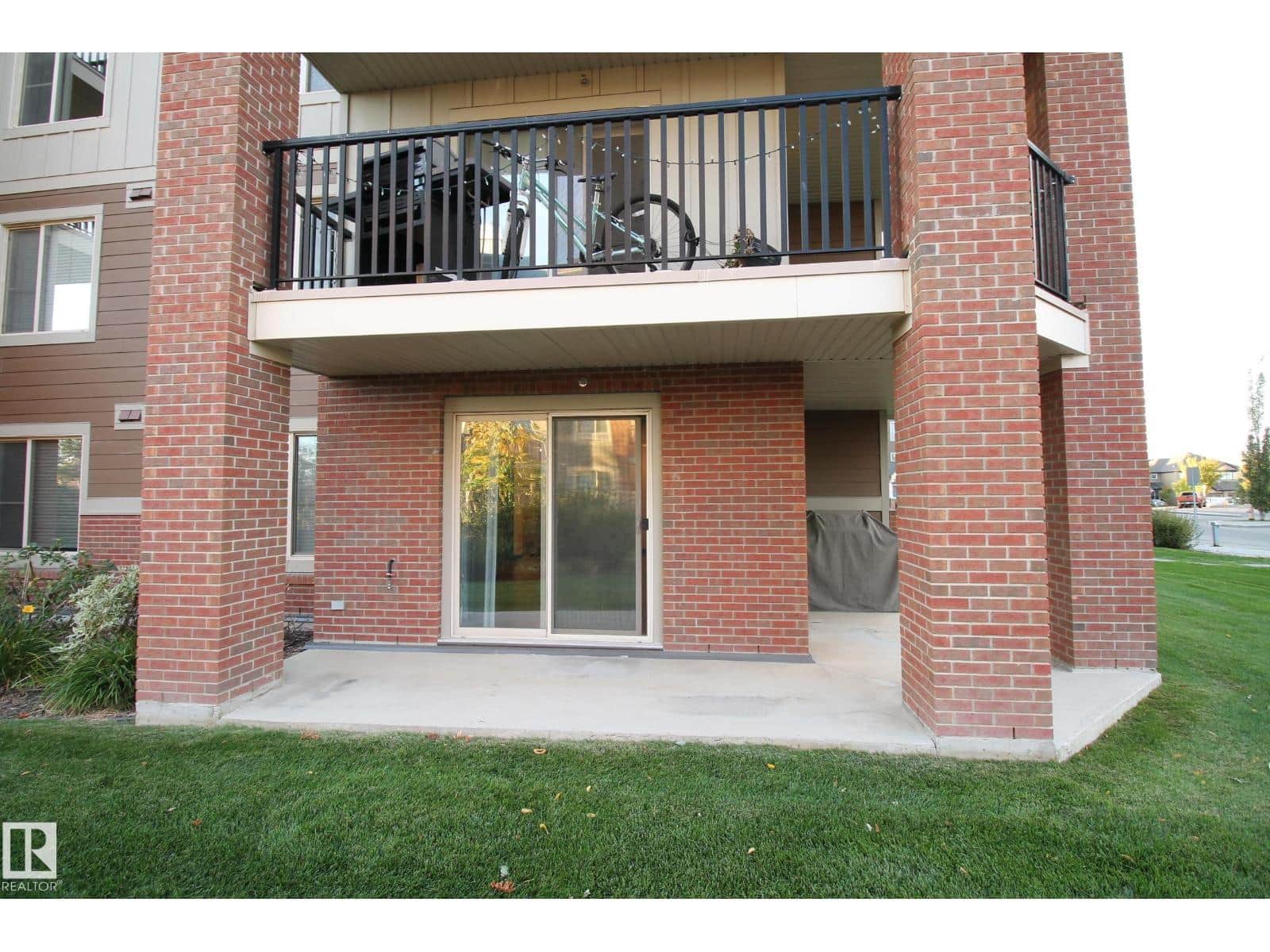 #105 3719 WHITELAW LN NW - Photo 4 of 16, Edmonton, Alberta