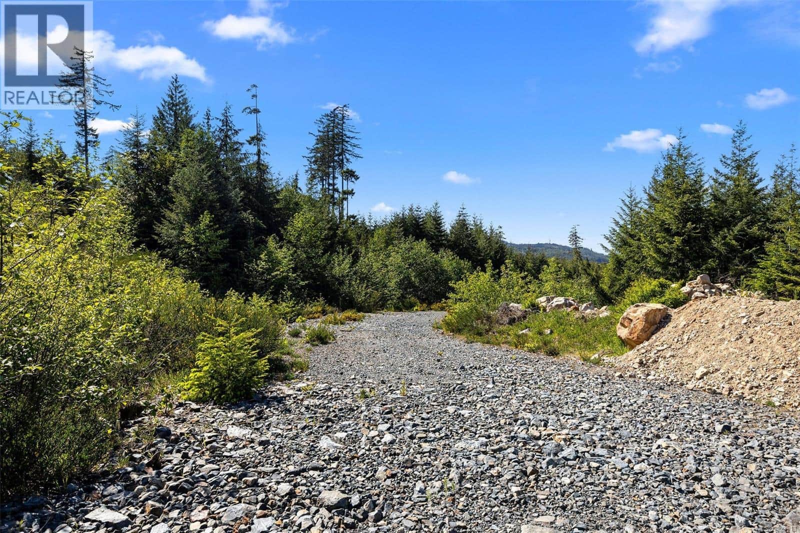4229 Goldstream Heights Dr - Photo 5 of 45, Malahat, British Columbia