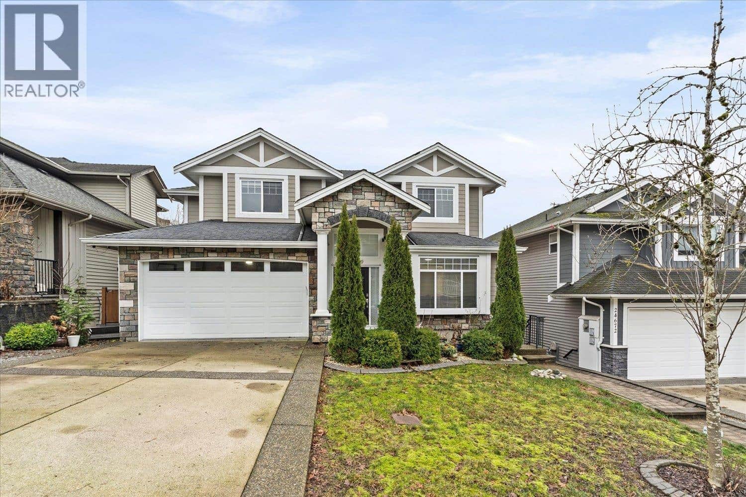 24680 103A AVENUE - Photo 2 of 37, Maple Ridge, British Columbia