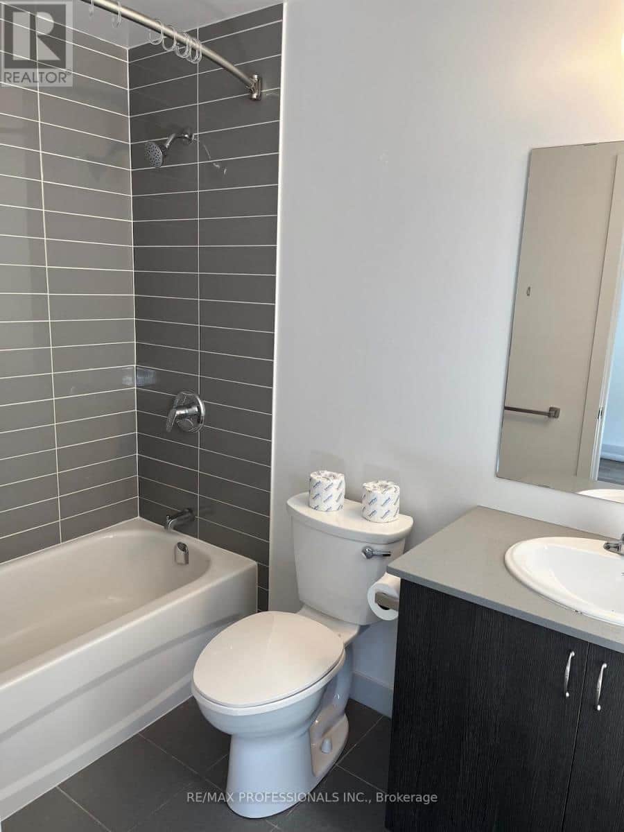 301 - 37 ANTRIM CRESCENT - Photo 4 of 19, Toronto (Dorset Park), Ontario