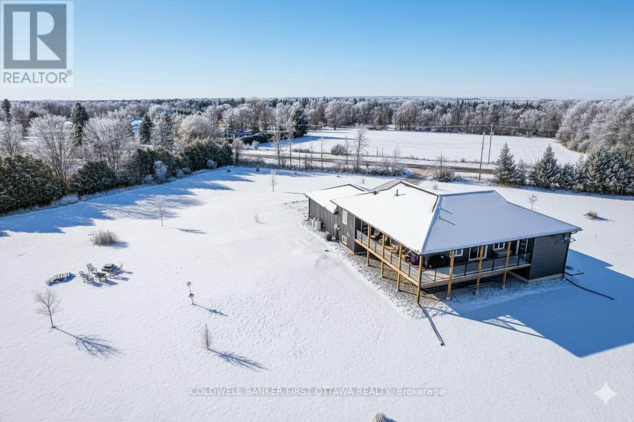 462 ALTHORPE ROAD - Photo 3 of 39, Tay Valley, Ontario