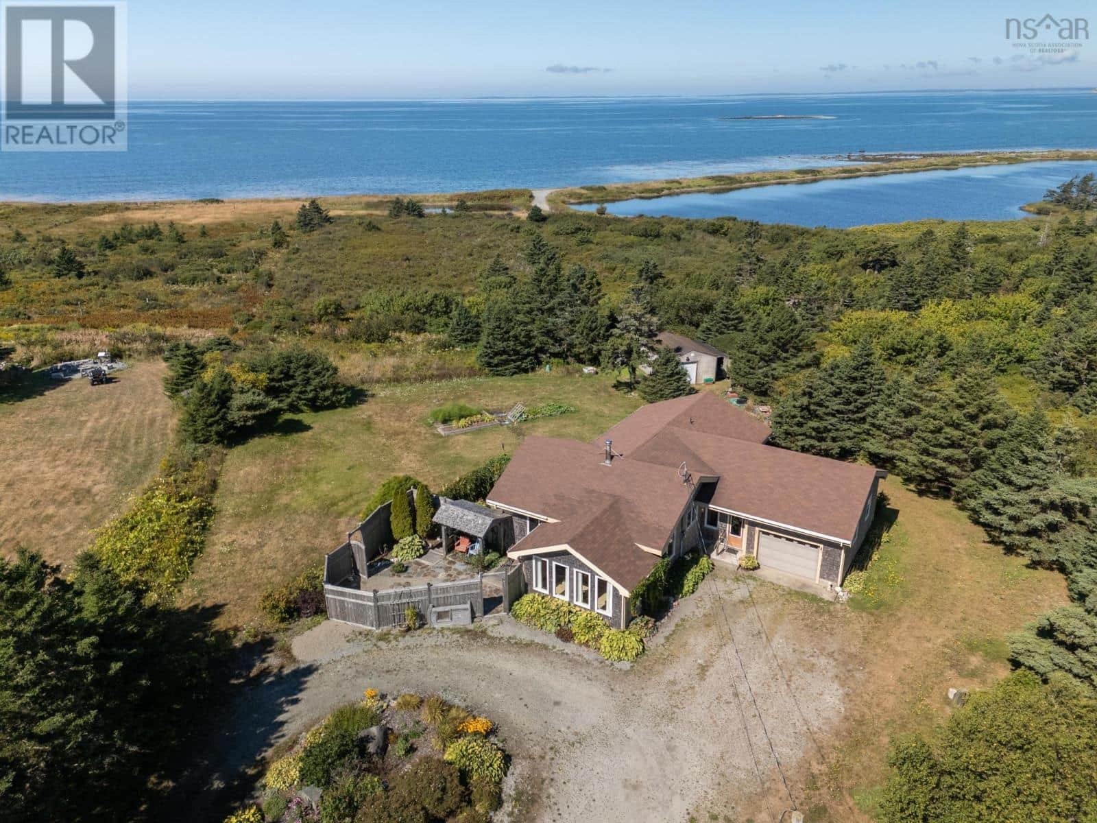 40 Country Lane - Photo 2 of 50, Lower West Pubnico, Nova Scotia