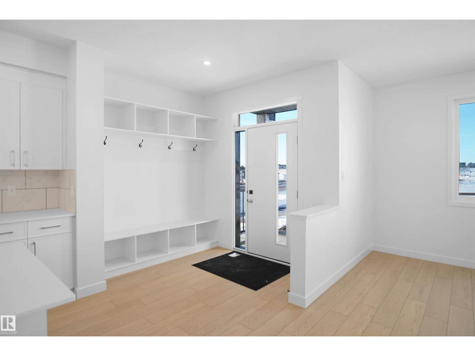 17506 5A ST NE - Photo 3 of 35, Edmonton, Alberta