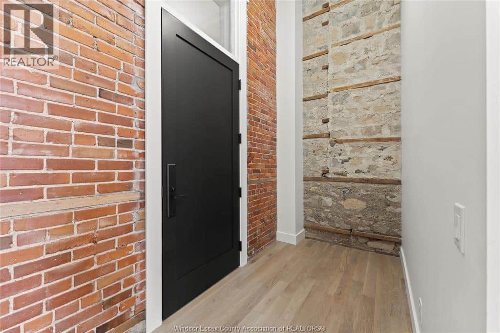 247 BROCK STREET Unit# 201 - Photo 3 of 39, Amherstburg, Ontario