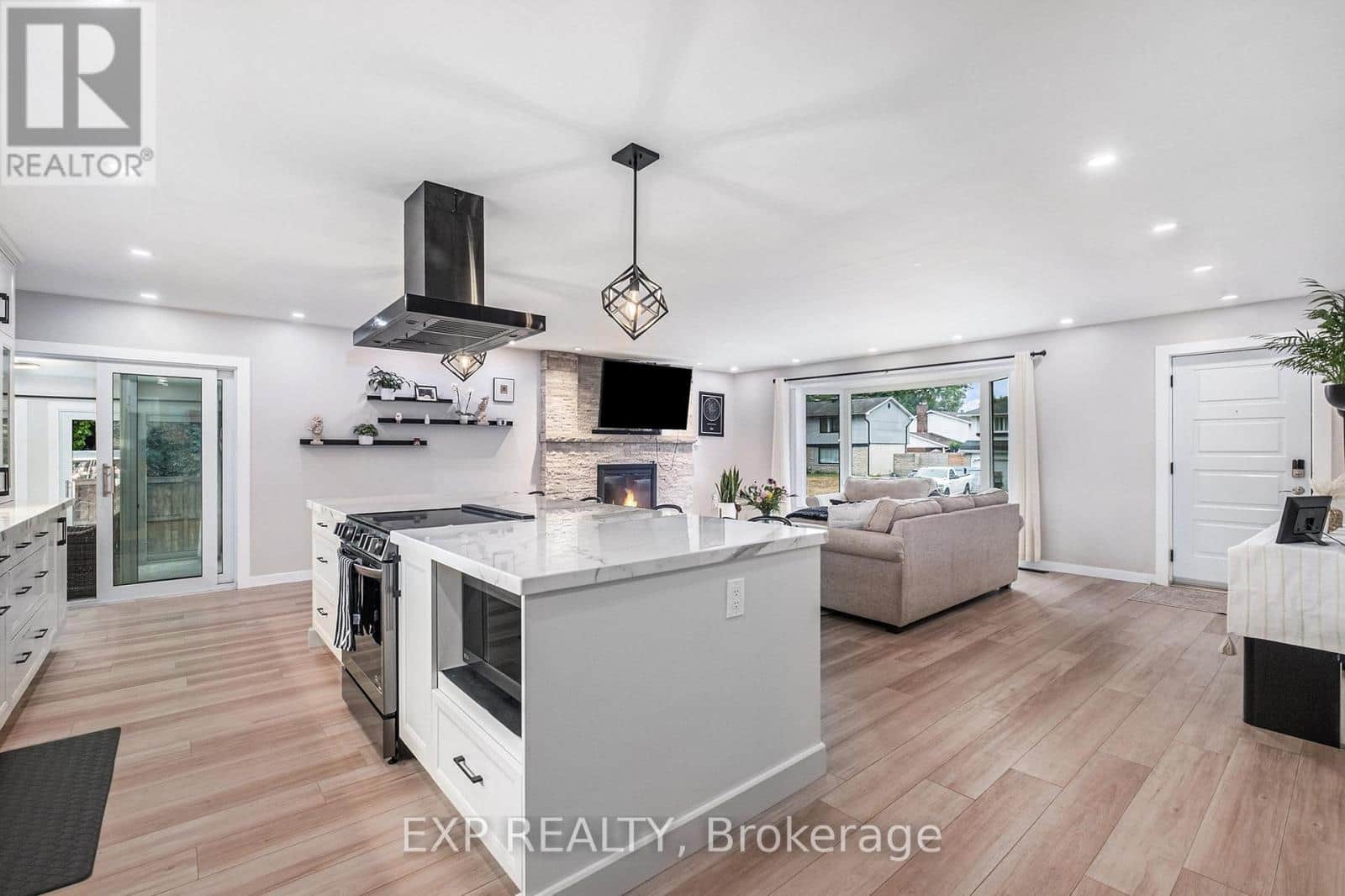 3 ST REMY DRIVE - Photo 4 of 17, Ottawa, Ontario