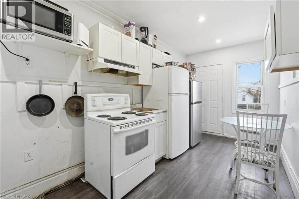 90 SHERMAN Avenue - Photo 3 of 15, Hamilton, Ontario