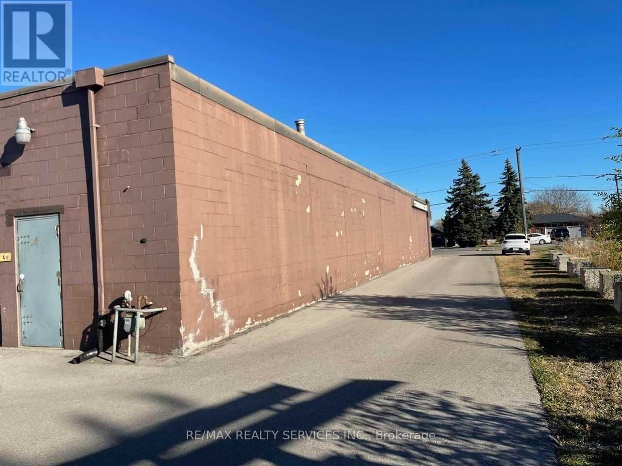 353 MILLEN ROAD - Photo 5 of 6, Hamilton (Stoney Creek), Ontario