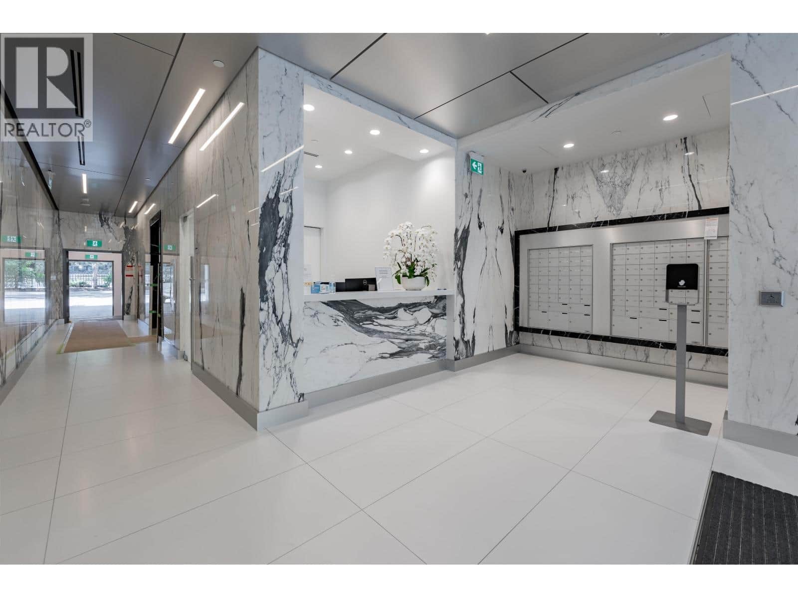 2209 1111 RICHARDS STREET - Photo 4 of 40, Vancouver, British Columbia