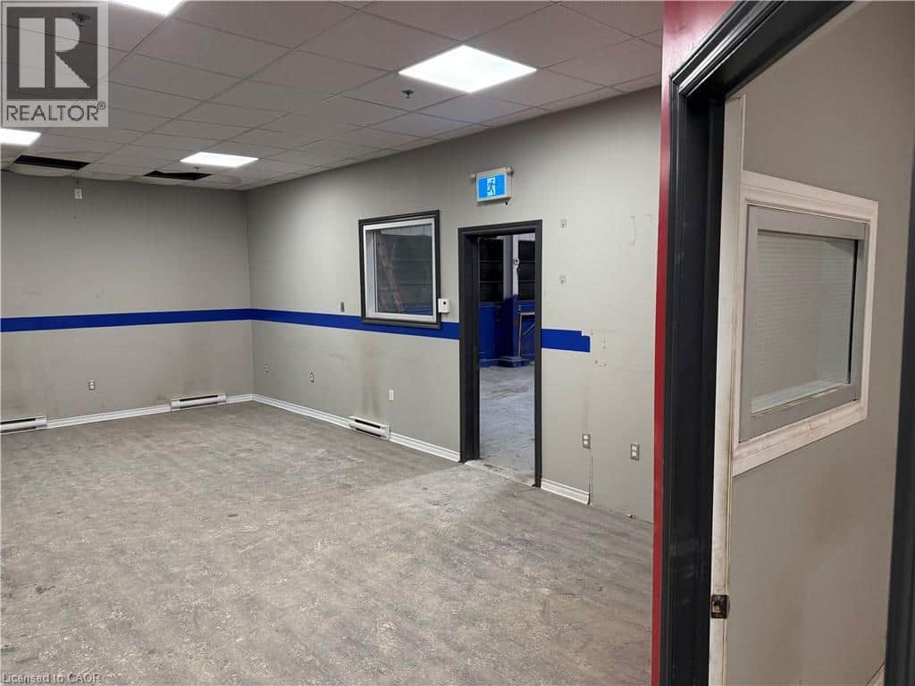 4256 CARROLL Avenue Unit# 1 - Photo 4 of 9, Niagara Falls, Ontario