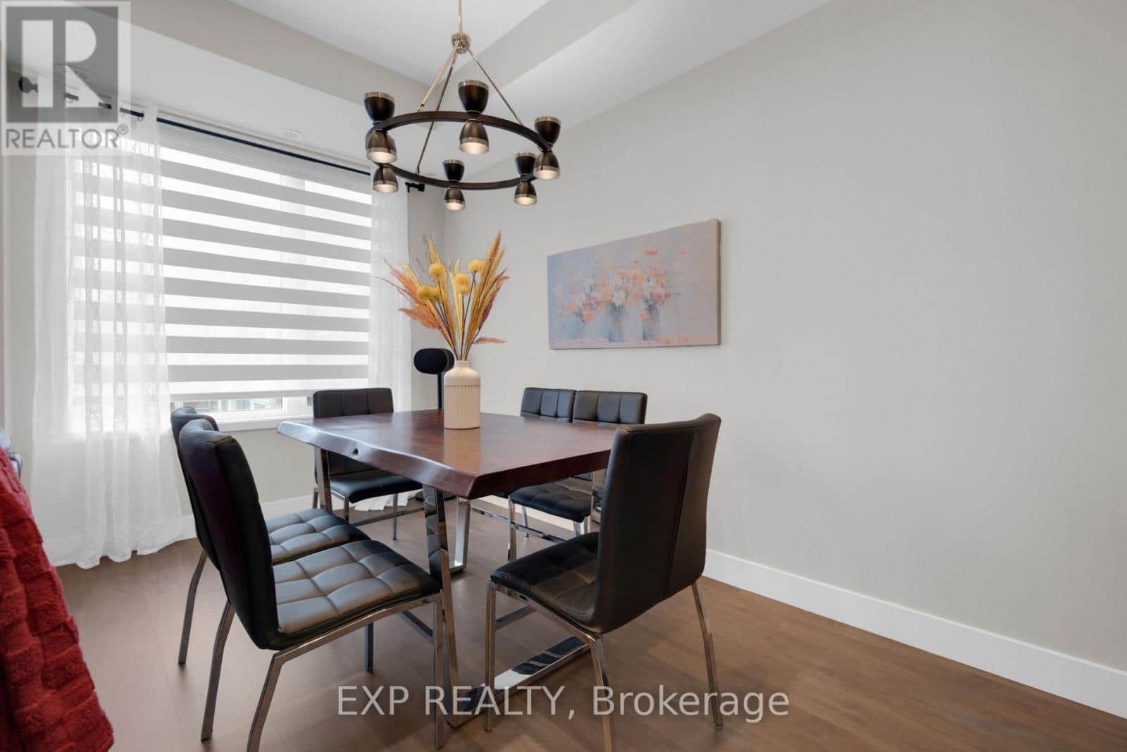 112 - 600 ALEX GARDNER CIRCLE - Photo 5 of 29, Aurora (Aurora Village), Ontario