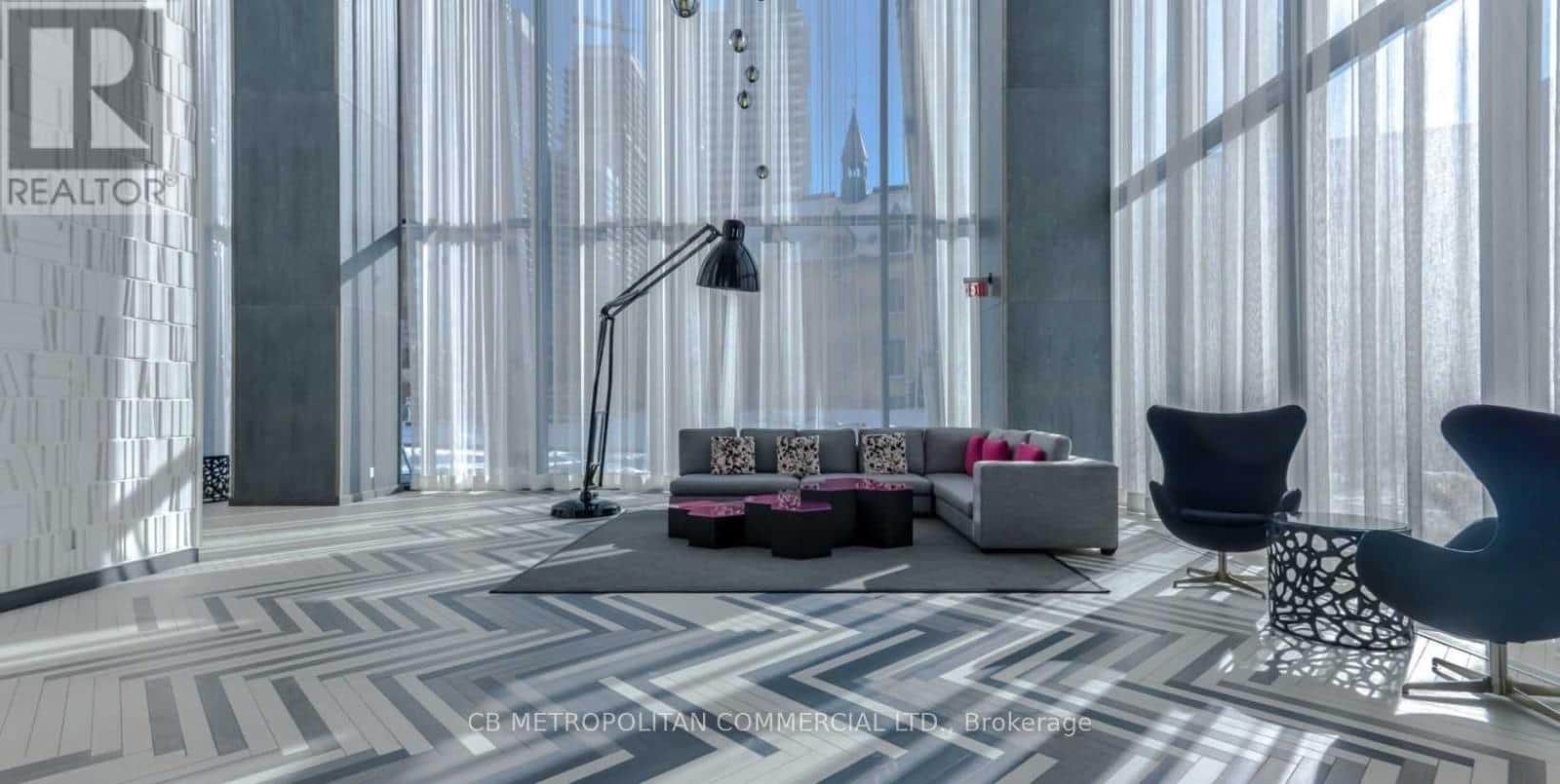 703 - 65 ST MARY STREET - Photo 4 of 23, Toronto (Bay Street Corridor), Ontario