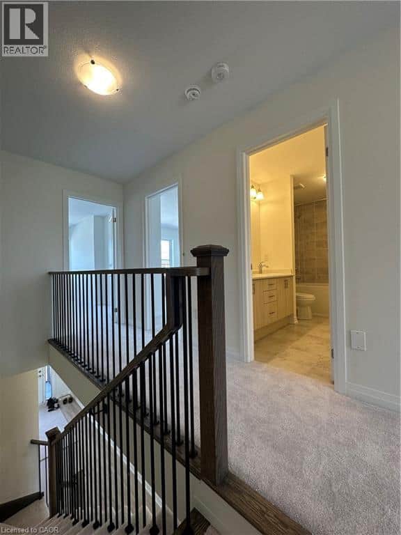 324 BISMARK Drive - Photo 5 of 19, Cambridge, Ontario