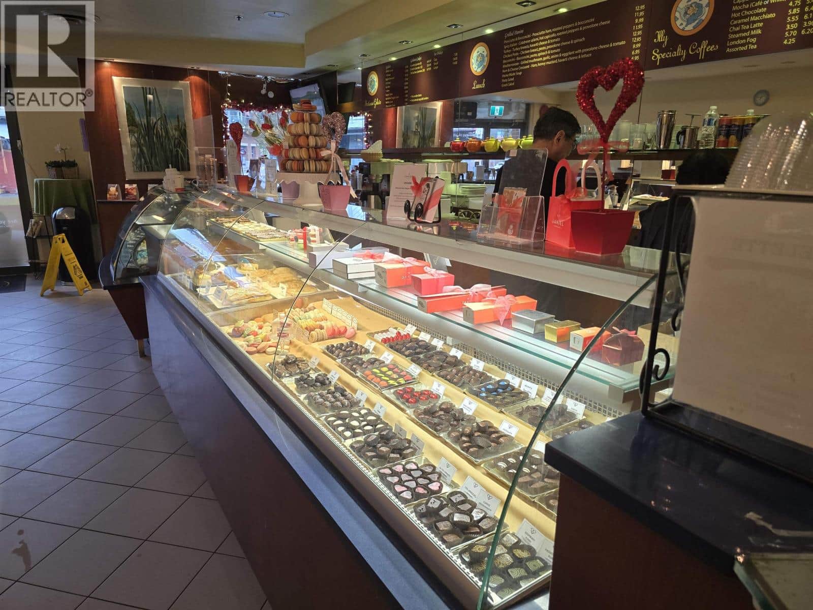 252 NEWPORT DRIVE - Photo 3 of 40, Port Moody, British Columbia