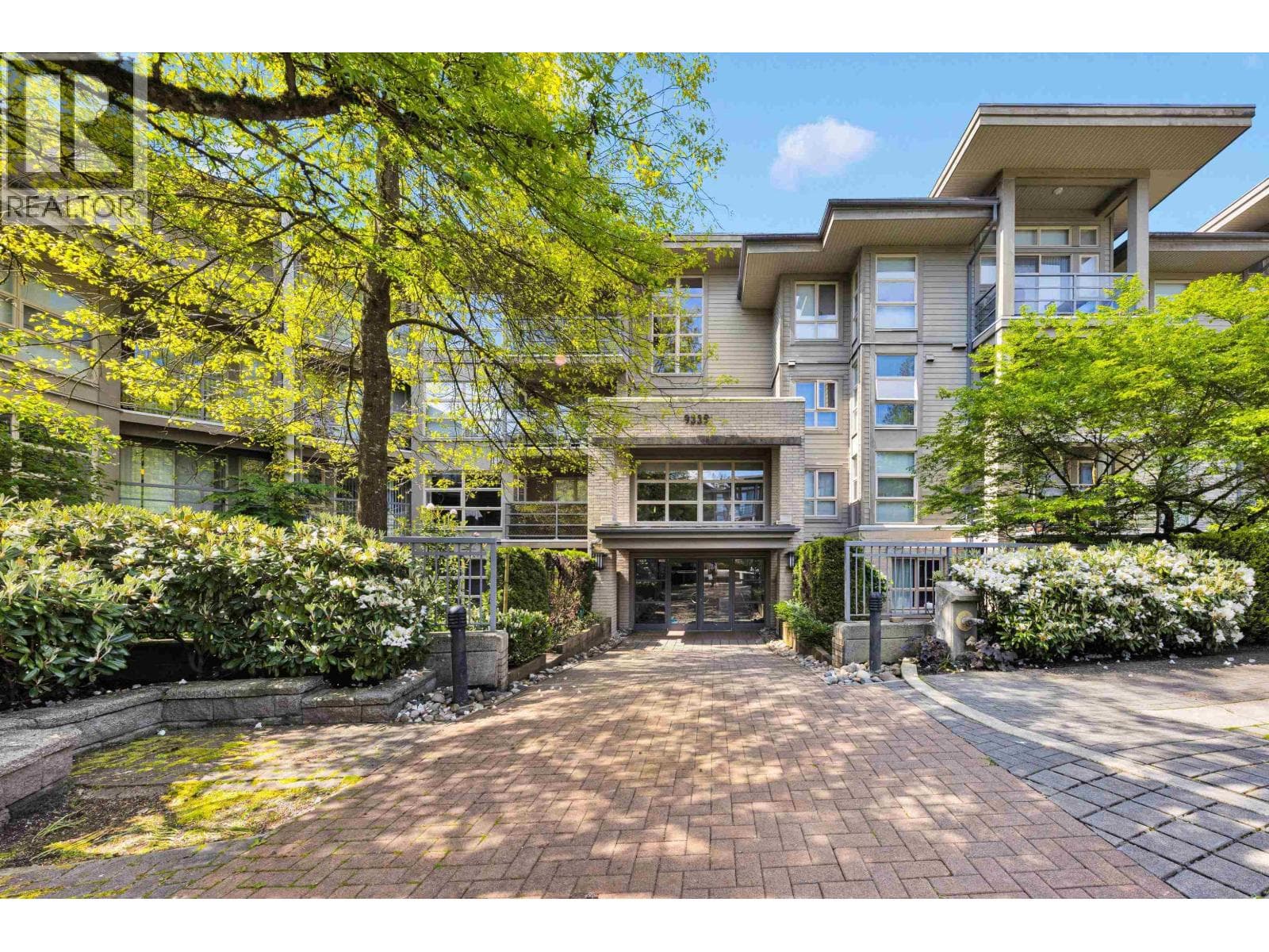 414 9339 UNIVERSITY CRESCENT - Main photo, Burnaby, British Columbia