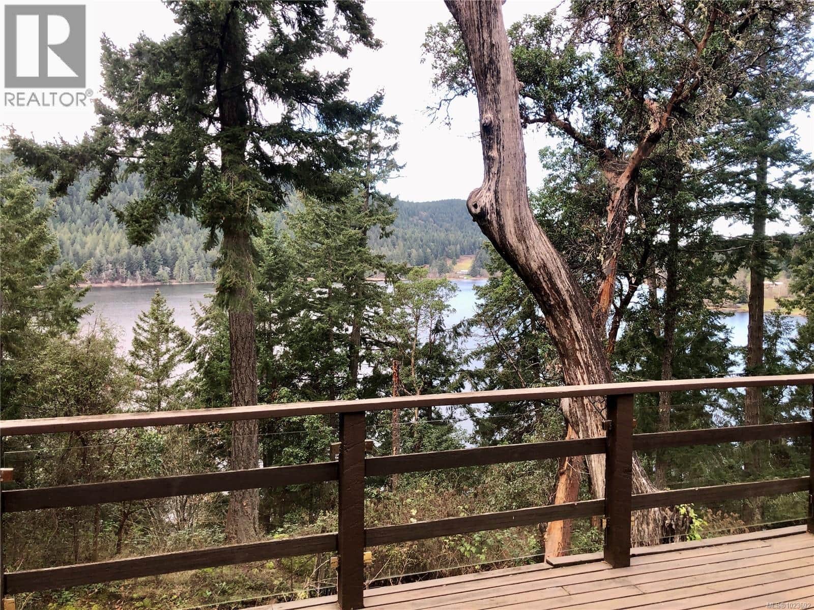 250 South Bank Dr - Photo 3 of 50, Salt Spring, British Columbia