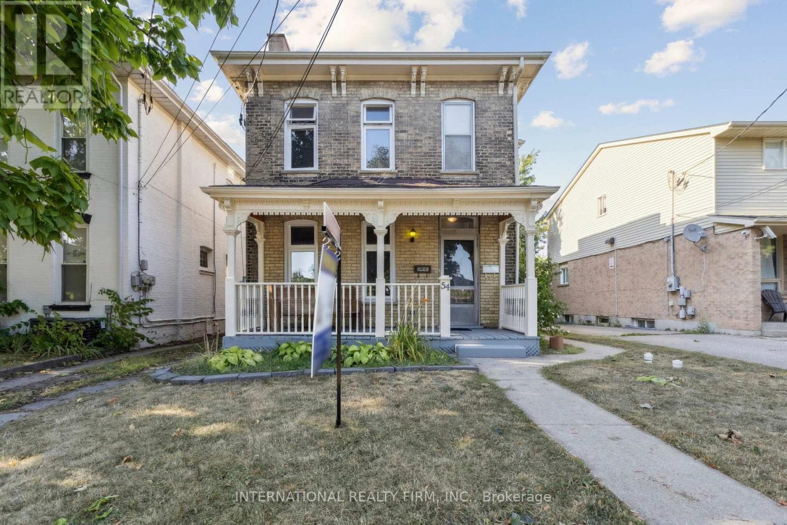 54 MARLBOROUGH STREET - Main photo, Brantford, Ontario