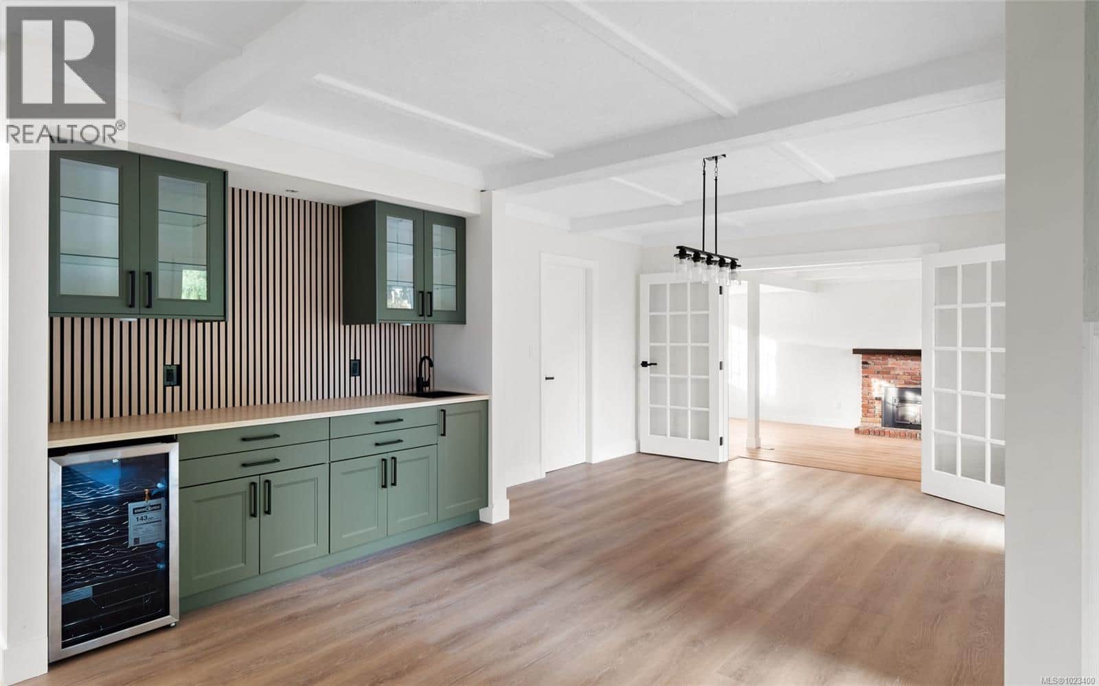 5208 Del Monte Ave - Photo 4 of 39, Saanich, British Columbia