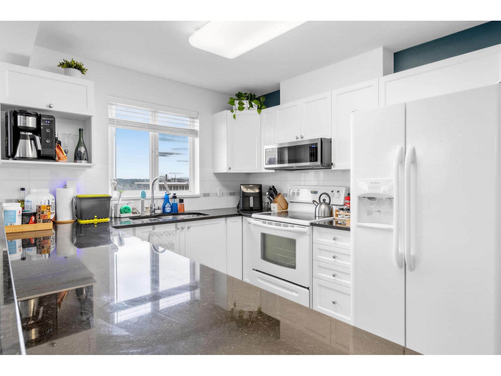 305 6390 196 STREET - Photo 4 of 31, Langley, British Columbia