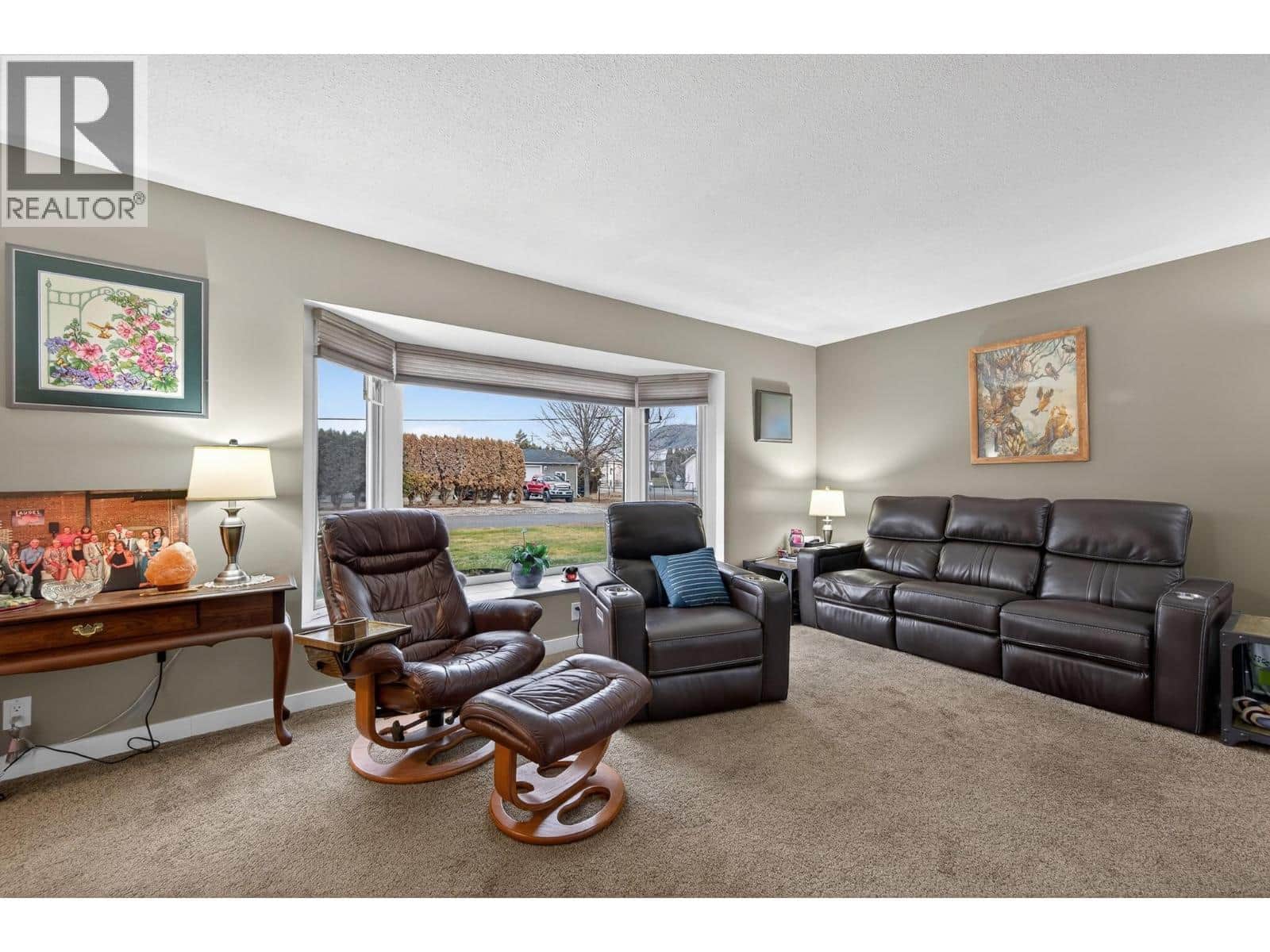 797 RIDGEVIEW Terrace - Photo 3 of 29, Kamloops, British Columbia