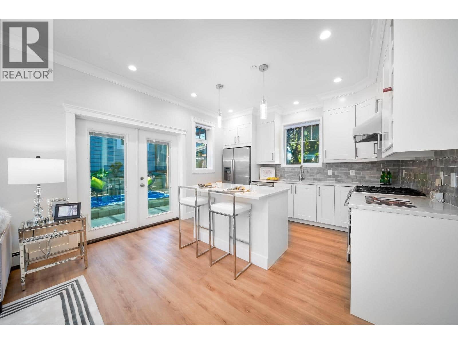 2753 ALMA STREET - Photo 5 of 25, Vancouver, British Columbia