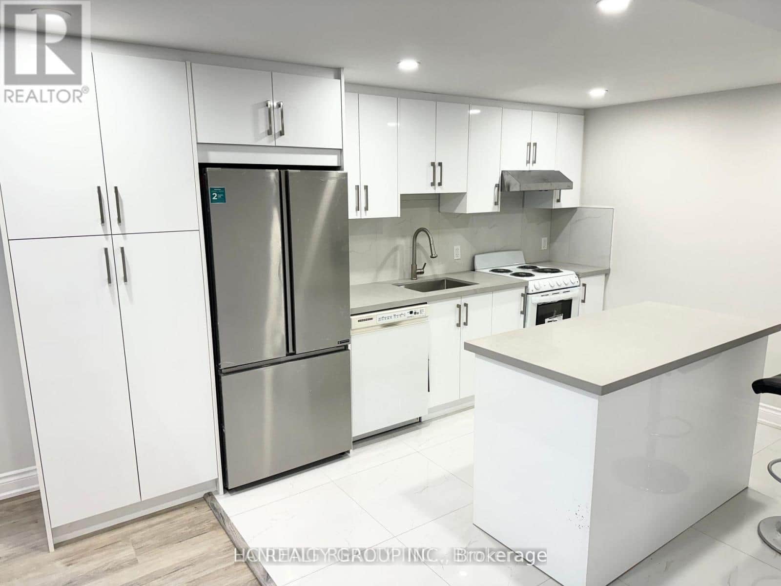 LOWER 2 BARKER COURT - Photo 4 of 13, Markham (Sherwood-Amberglen), Ontario