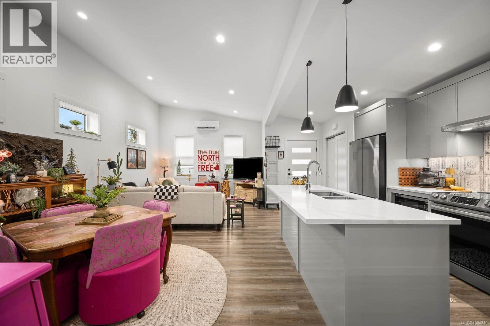 30 3025 Royston Rd - Photo 2 of 56, Cumberland, British Columbia