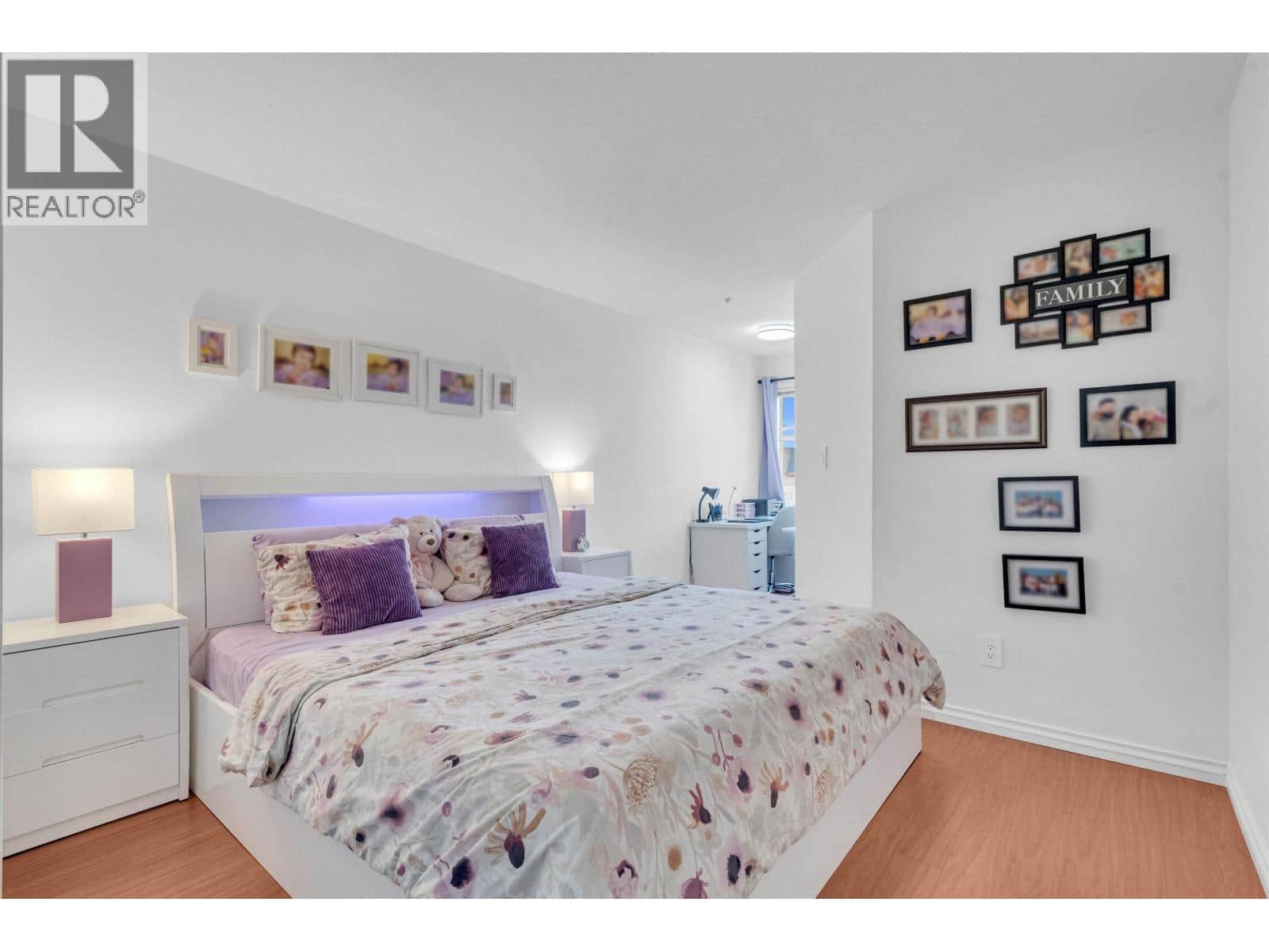 102 2973 KINGSWAY - Photo 4 of 9, Vancouver, British Columbia