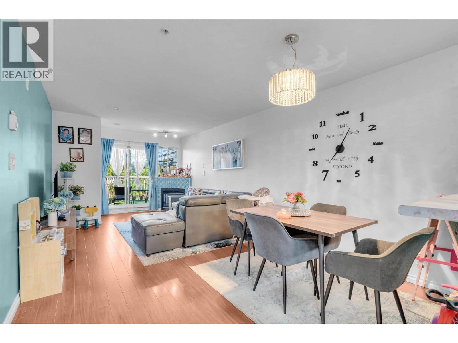 102 2973 KINGSWAY - Photo 5 of 9, Vancouver, British Columbia