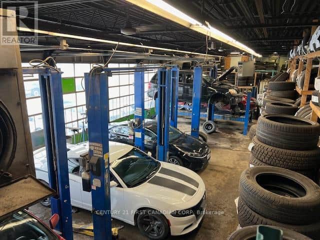 471 YORK STREET - Photo 5 of 6, London East (East K), Ontario