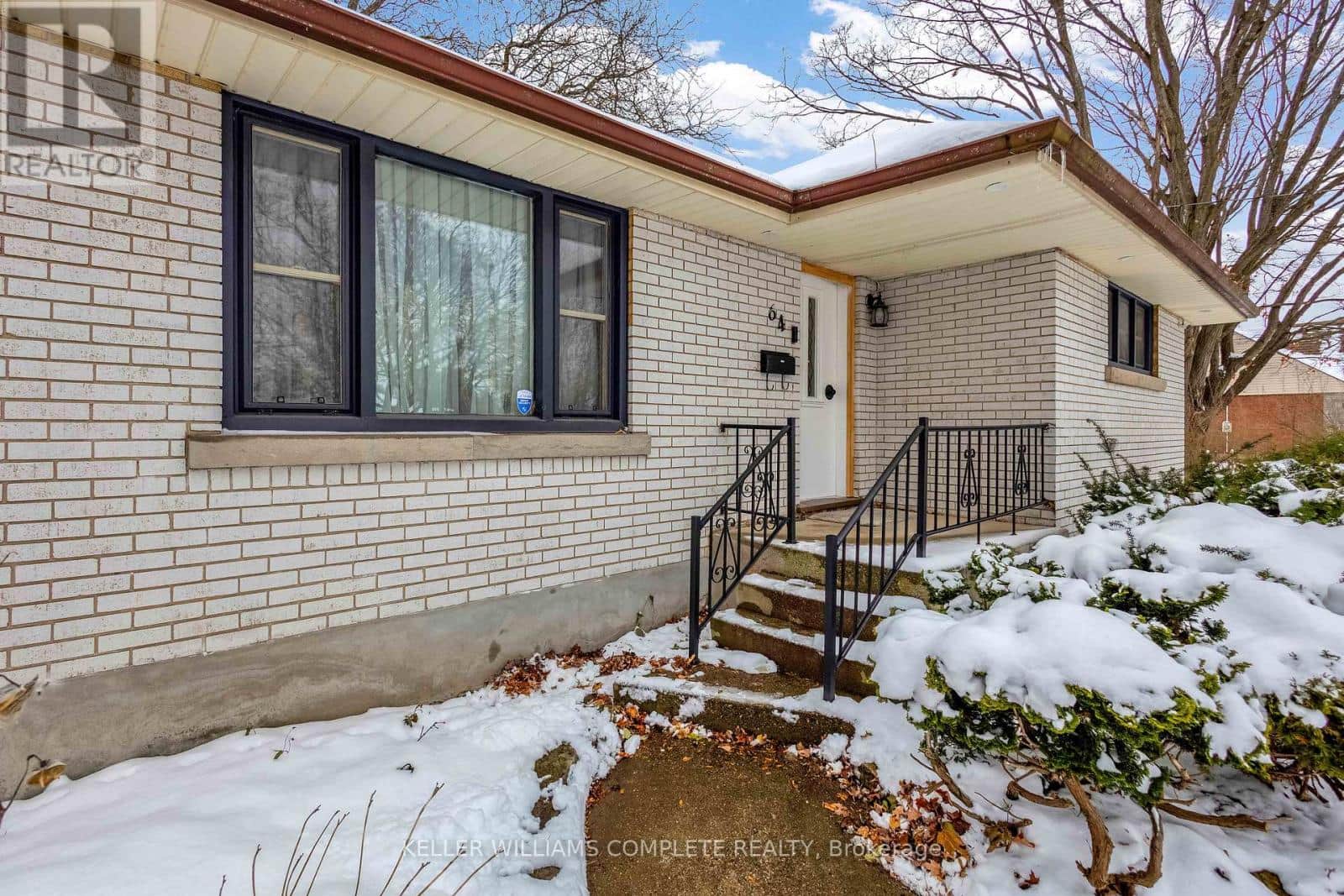 64 EVELYN STREET - Photo 3 of 46, Brantford, Ontario