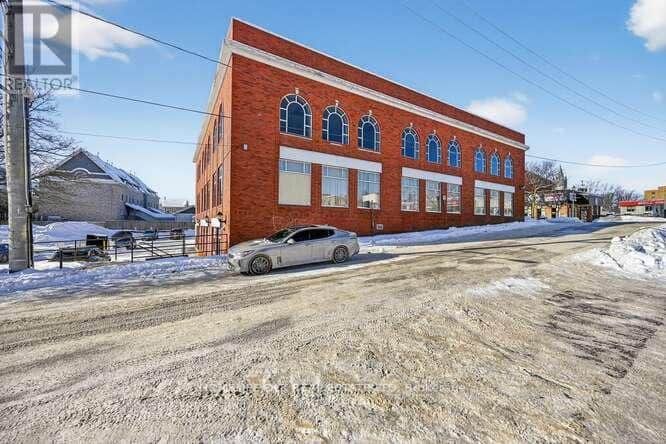 1B - 133 KING STREET W - Photo 4 of 11, Brockville, Ontario