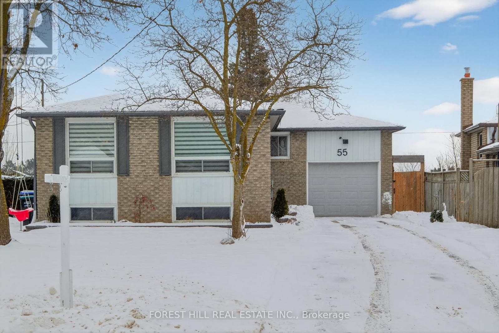 55 TOWNSEND AVENUE - Main photo, Bradford West Gwillimbury (Bradford), Ontario