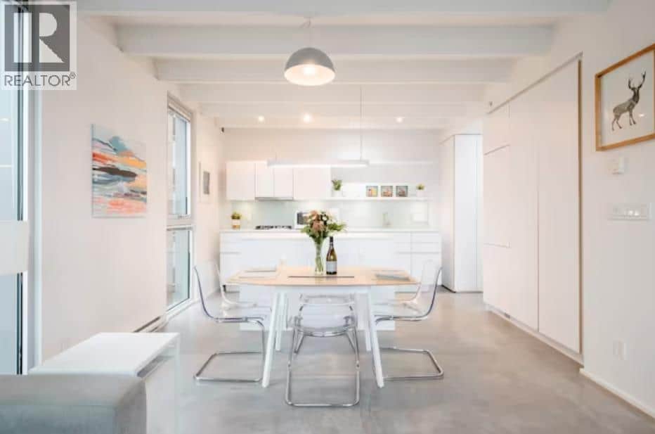 701 219 E GEORGIA STREET - Photo 3 of 37, Vancouver, British Columbia