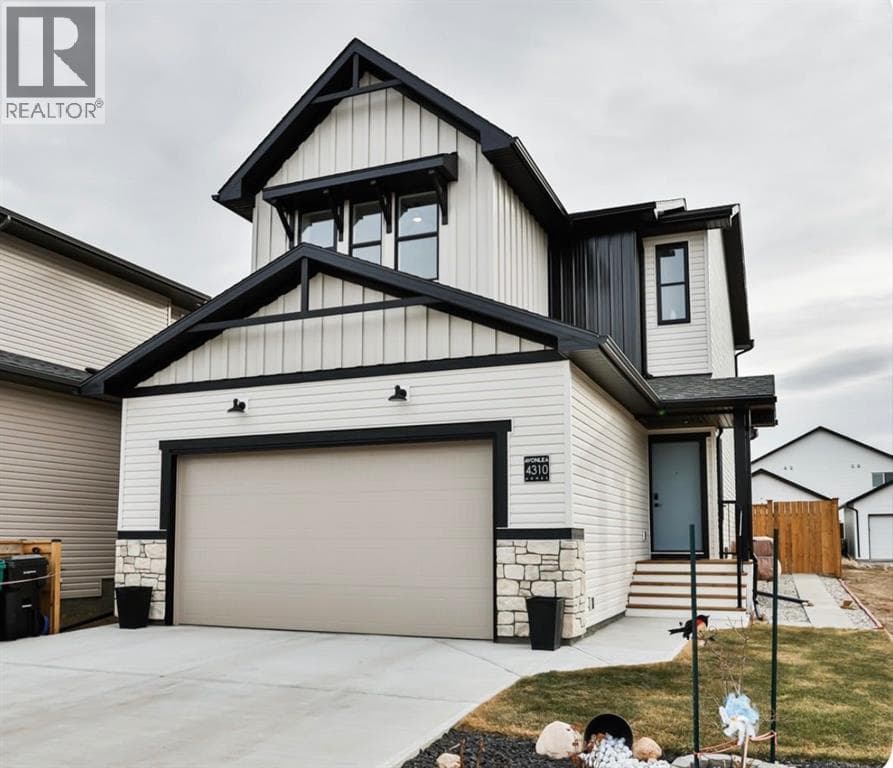 4310 28 Avenue S - Main photo, Lethbridge, Alberta