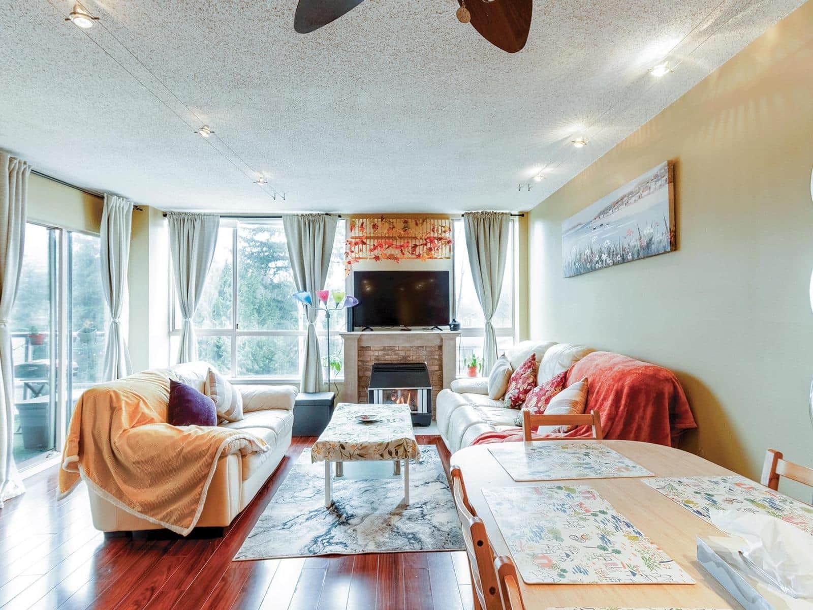 303 14881 103A AVENUE - Photo 5 of 18, Surrey, British Columbia